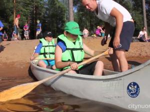 Huvis-leiri: Vaellus